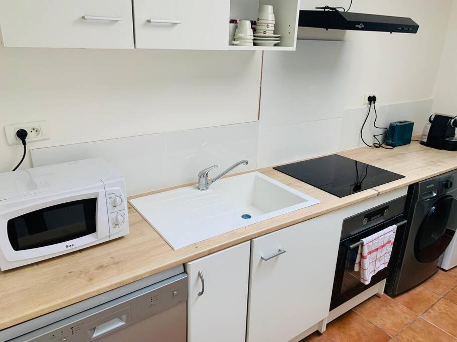 Appartement T3, Au Coeur De Montpellier, Wifi Et Climatisation Екстериор снимка